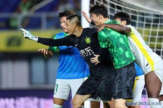 又是侯森献神扑！国安踢得不好意思瞻念 时隔7年再进足协杯四强